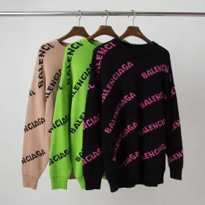 Crewneck Sweatshirt Pallets, crewneck sweatshirt pallet for sale, wholesale crewneck sweatshirts, crewneck sweatshirt liquidation pallets, bulk crewneck sweatshirts